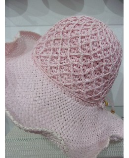 Розова плетена дамска капела